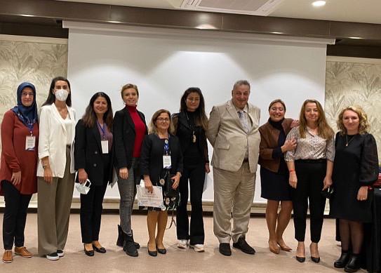 Üniversitemiz Dr. Öğretim Üyesi Deniz Akyıldız Antalya’da Düzenlenen ‘Ebelik ve Hemşirelik Mesleklerinin Güçlendirilmesi’ Çalıştayına Katıldı