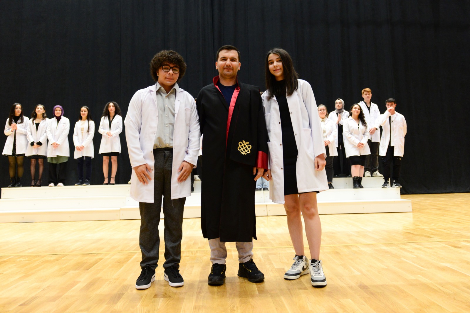 KSÜ’de Diş Hekimleri Beyaz Önlük Giydi