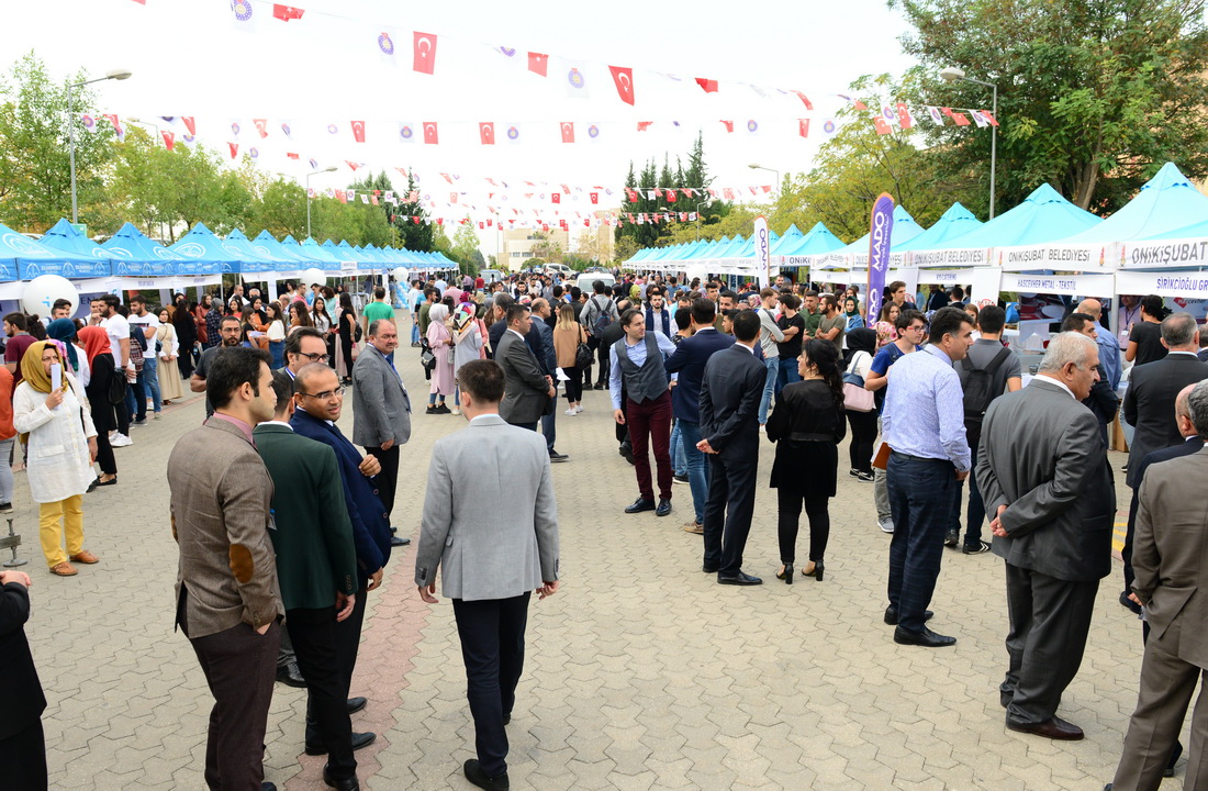 Kahramanmaraş İnsan Kaynakları ve İstihdam Fuarı, Üniversitemiz Ev Sahipliğinde Gerçekleştirildi