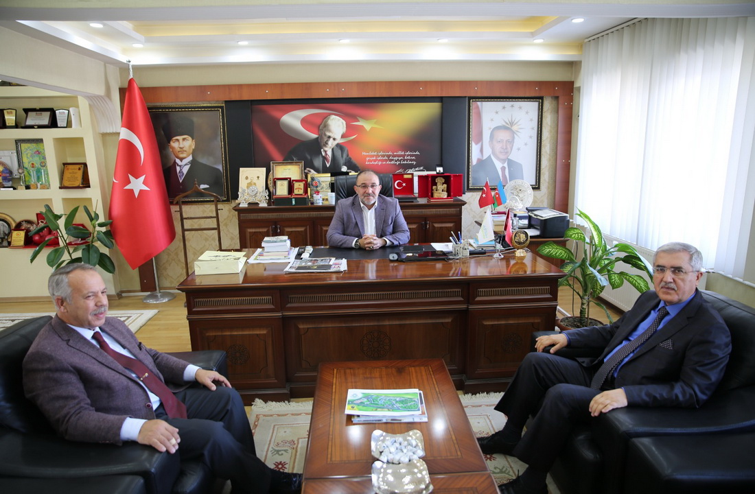 Rektör Can, Afşin Belediye Başkanı Mehmet Fatih Güven’i Ziyaret Etti