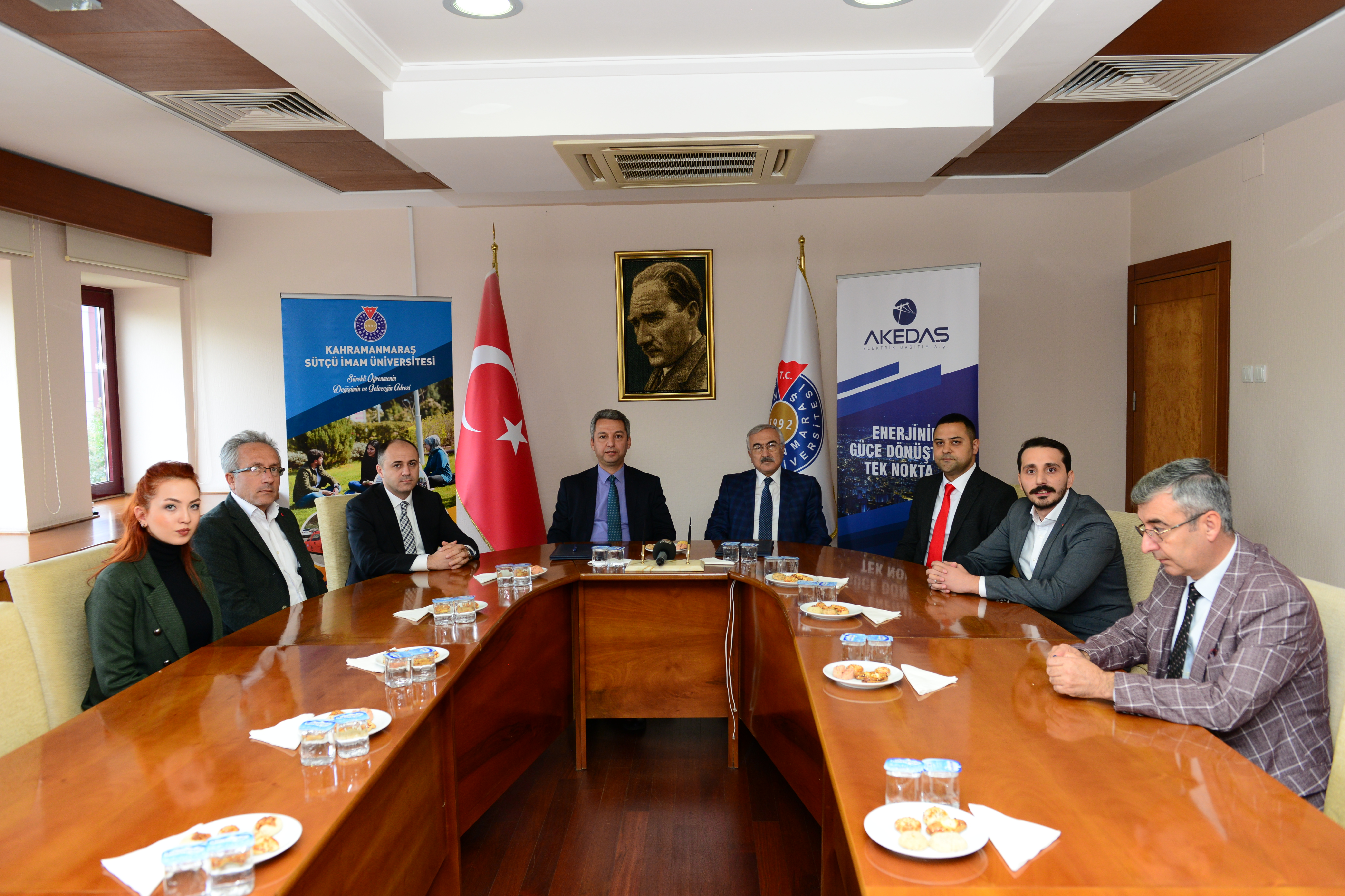 Üniversitemiz ve AKEDAŞ Arasında Eğitim, Ar-Ge ve İnovasyon Alanında İşbirliği Protokolü İmzalandı