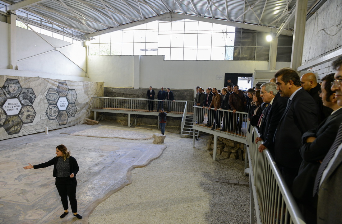 KSÜ Yönetimi, Germanicia Antik Kenti’ni Gezdi