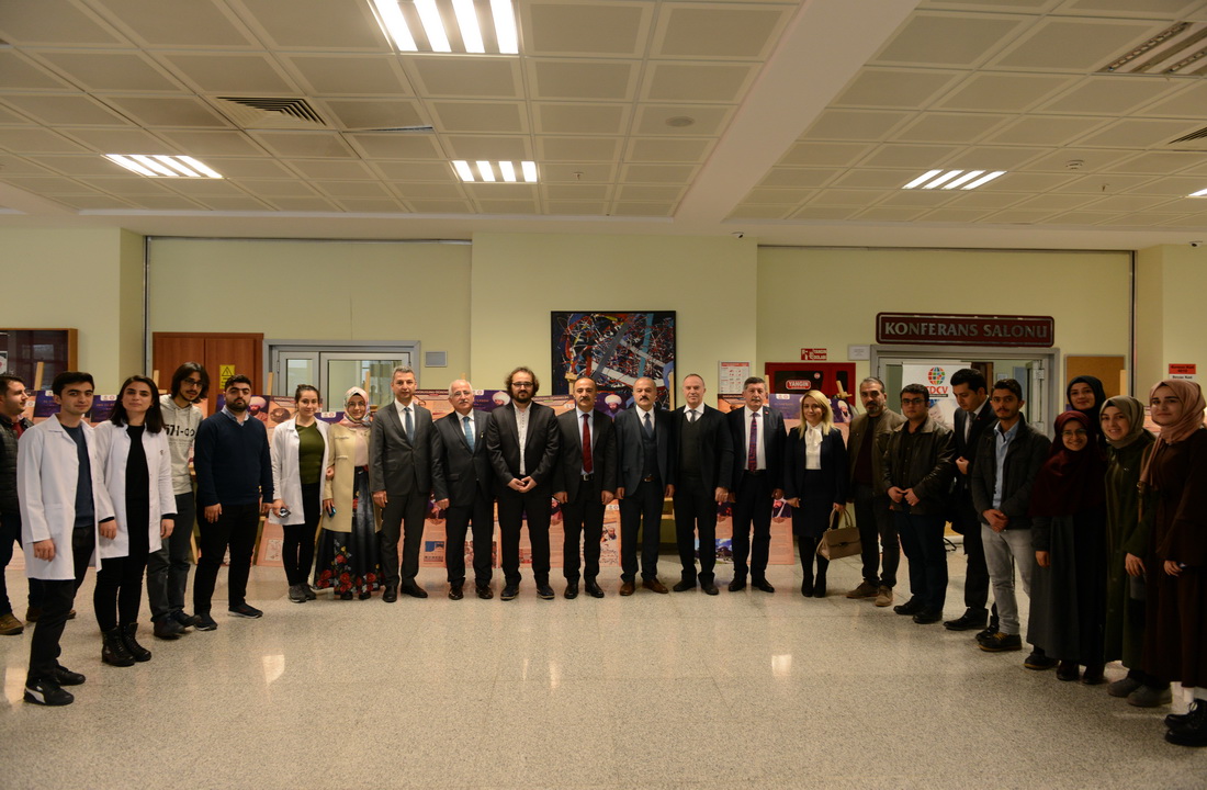 Üniversitemizde, 'Türk İslam Bilginleri' Konulu Resim ve Fotoğraf Sergisi Açıldı
