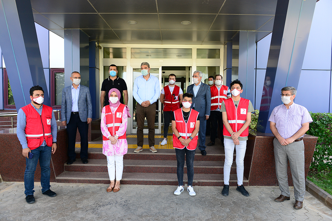 Üniversite-Kızılay İşbirliğine Yeni Bir Örnek: Kızılay’dan KSÜ Öğrencilerine Gıda ve Hijyen Paketi Desteği