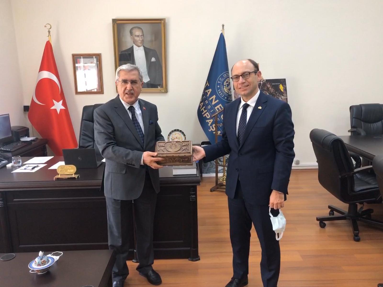 Üniversitemiz Rektörü Can, İstanbul Üniversitesi-Cerrahpaşa Rektörü Aydın İle Bir Araya Gelerek Görüş Alışverişinde Bulundu