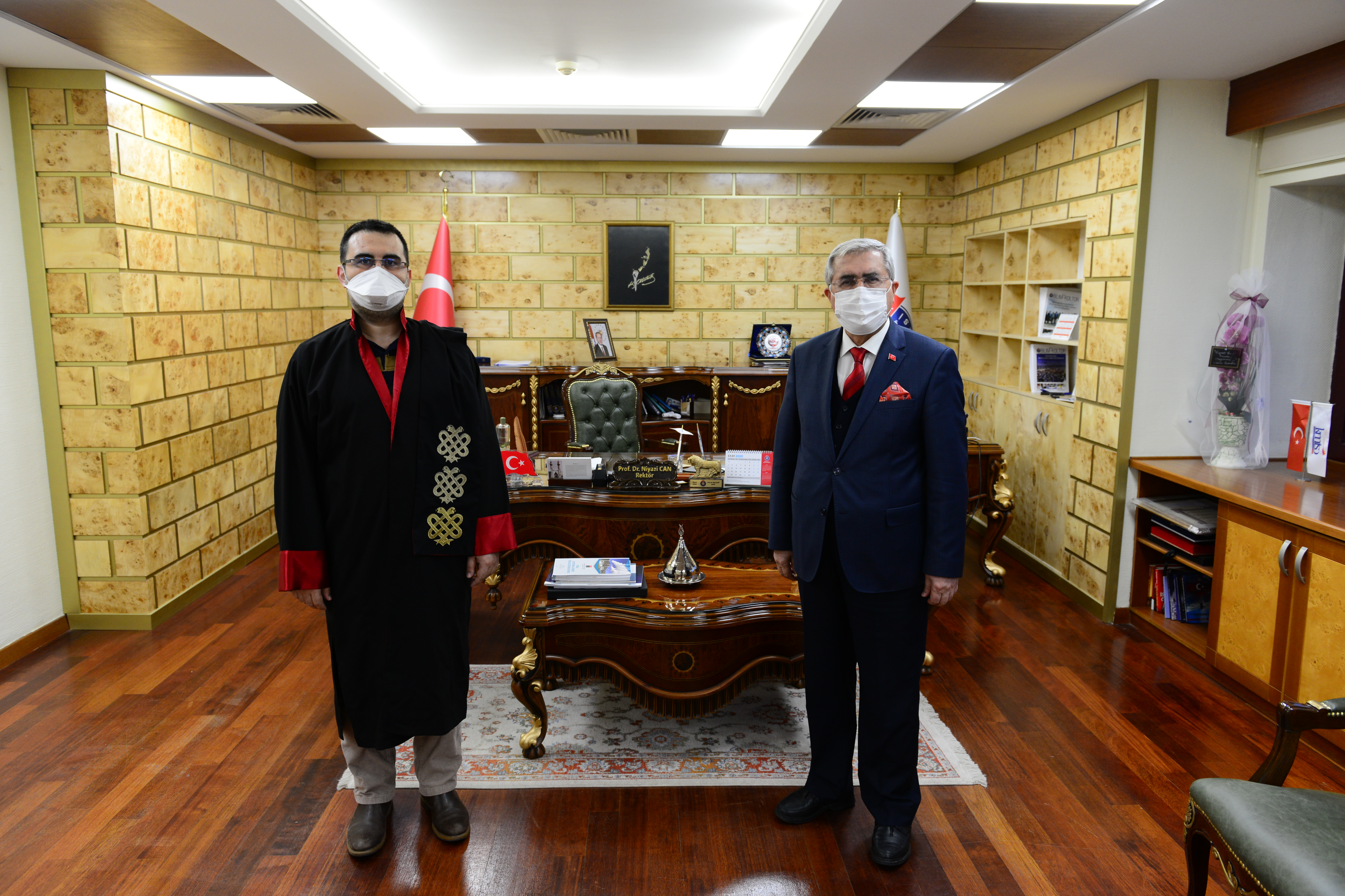 Profesör ve Doçent Kadrolarına Atanan Öğretim Üyelerimizi Tebrik Ederiz