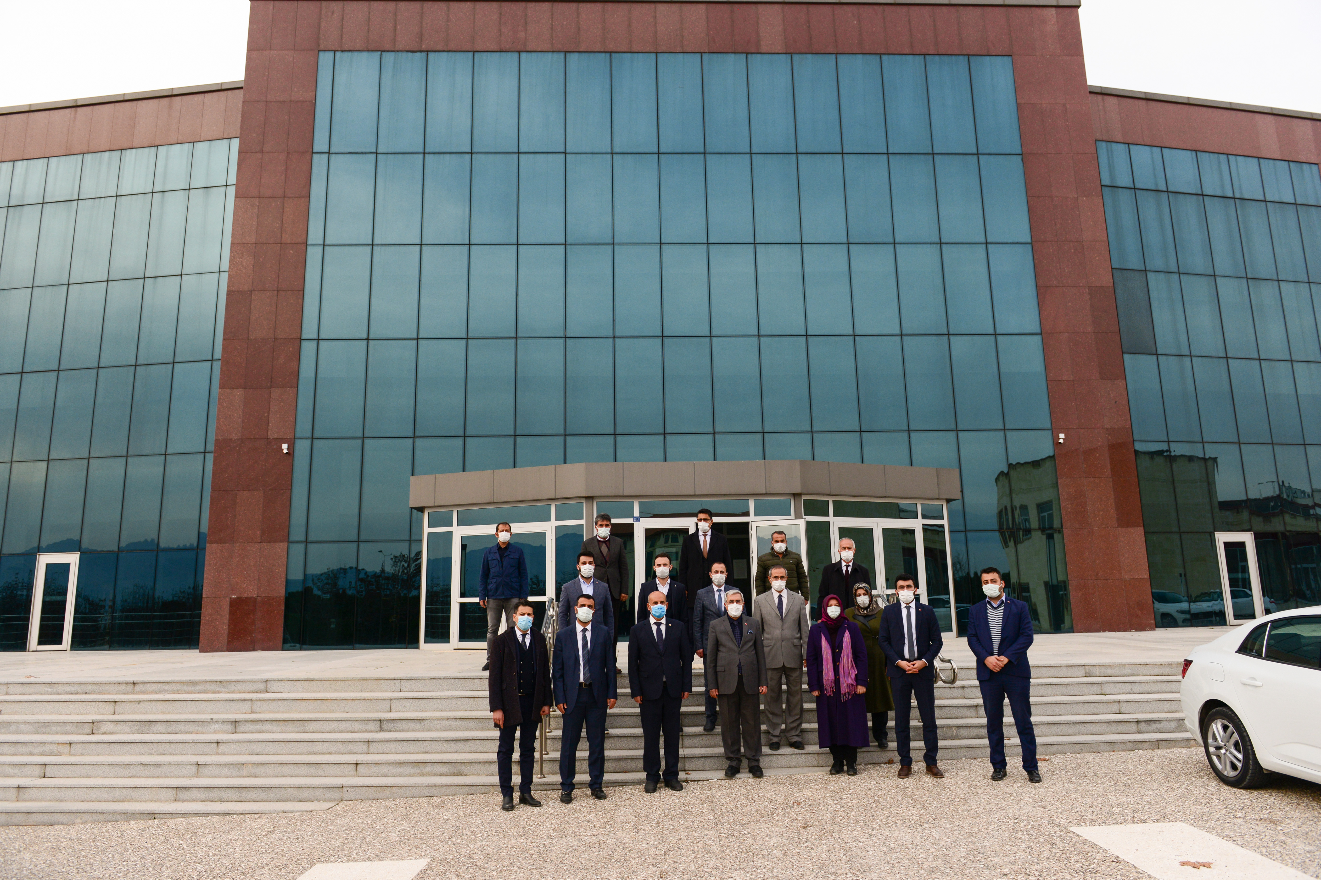 Milletvekili Kılıç, Üniversitemiz Avşar Yerleşkesinde Gerçekleştirilen Yatımlara İlişkin Rektör Can’dan Bilgi Aldı