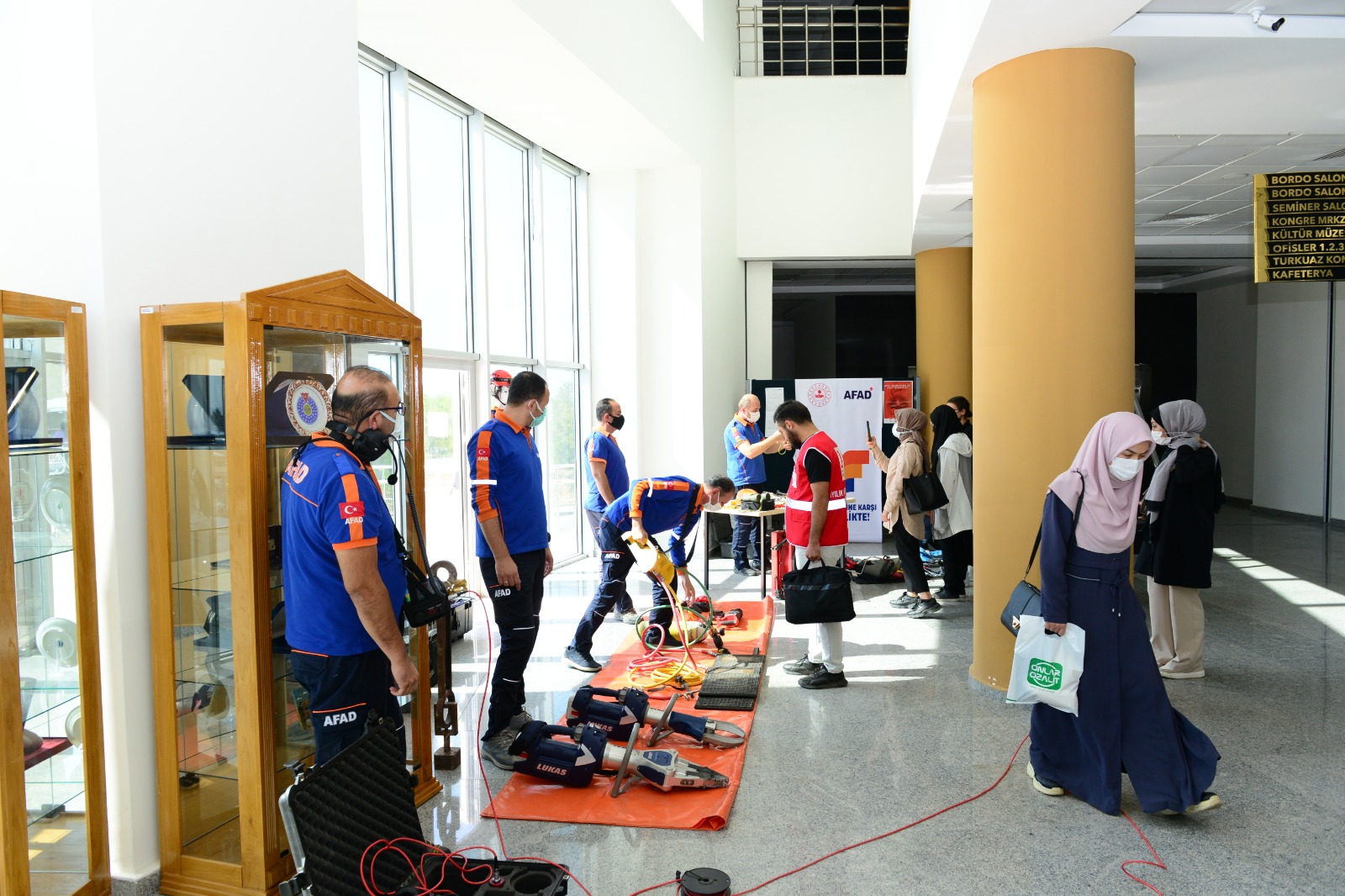 Afet Okuryazarlığı Genç Gönüllüler Projesi Çalıştayı Üniversitemiz Ev Sahipliğinde Gerçekleştirildi