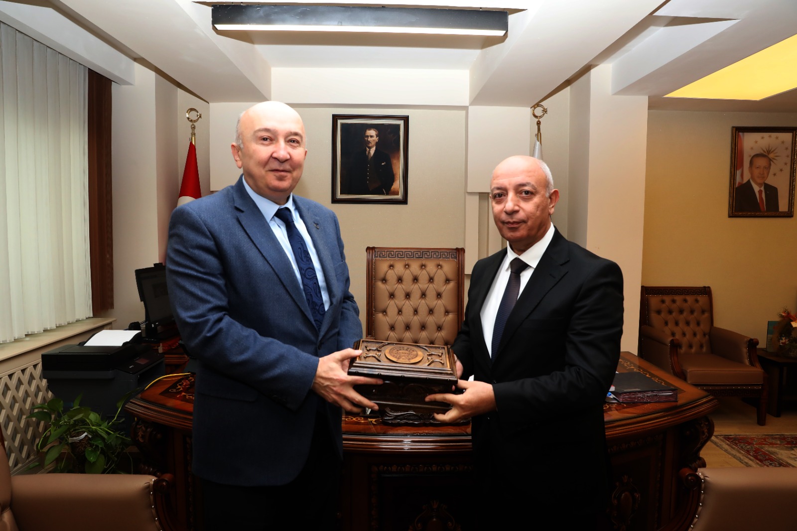 Rektör Yasım’dan KİÜ Rektörü Bakan’a Hayırlı Olsun Ziyareti