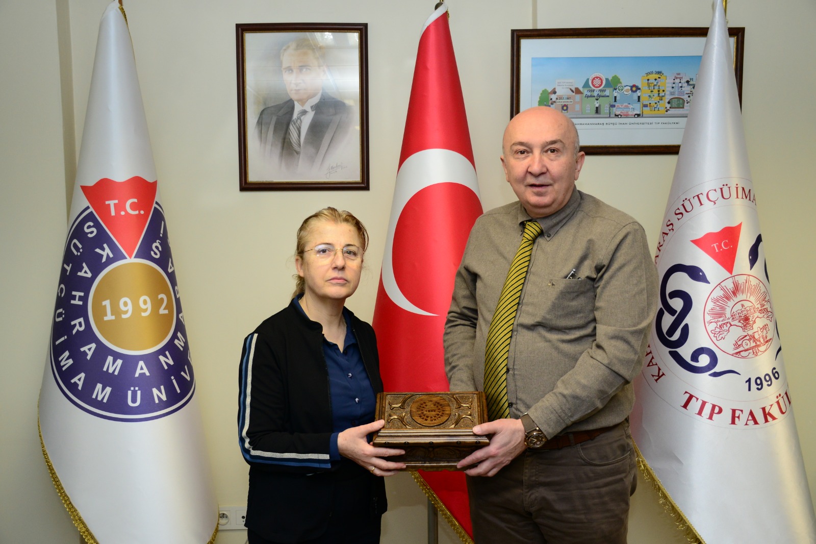 Prof. Dr. Hafize Öksüz Tıp Fakültesi Dekanlığına Asaleten Atandı