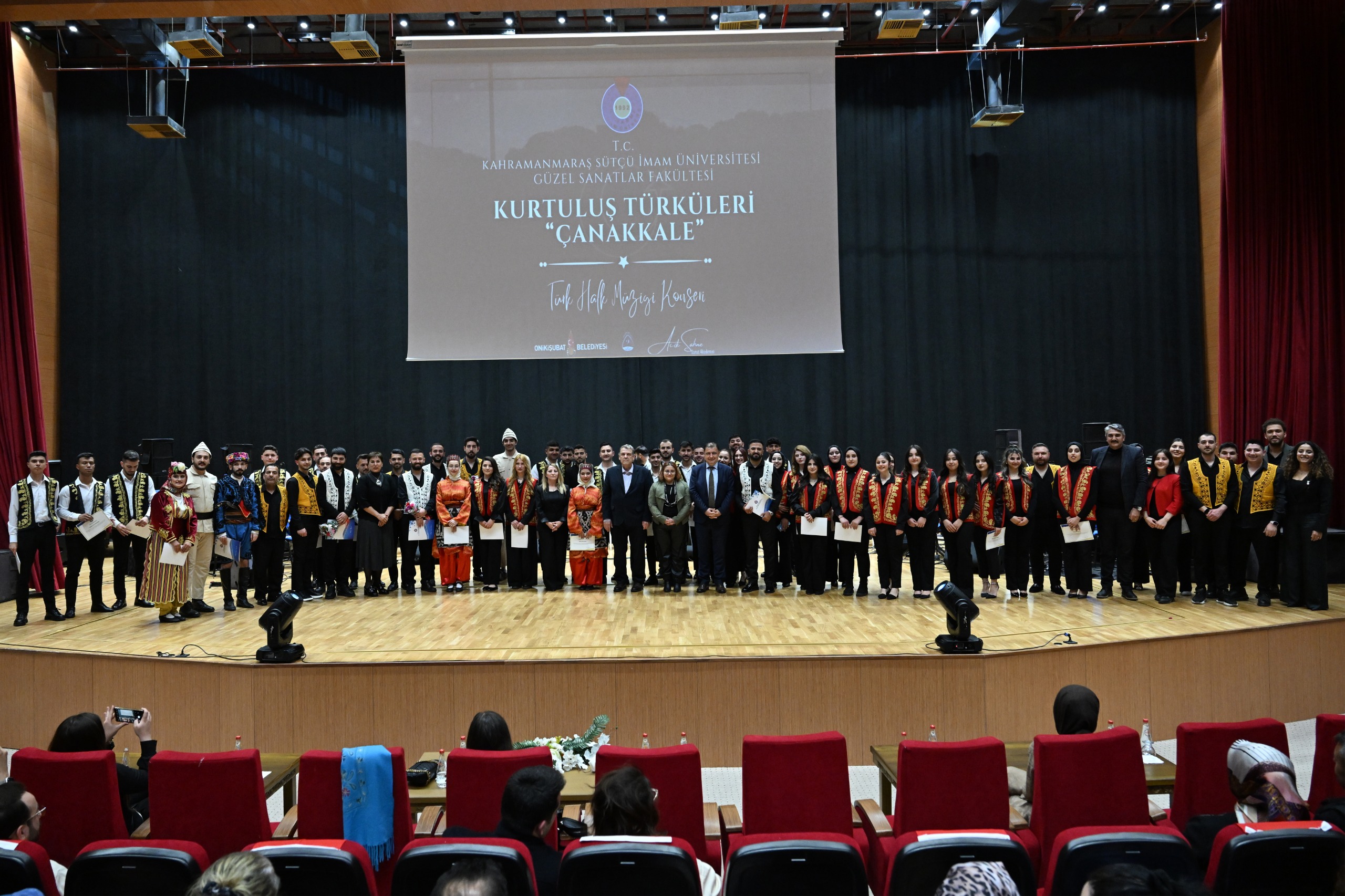 Fakültemiz Çanakkale Zaferi'nin 110. Yılına Özel Türk Halk Müziği Konseri Düzenledi.