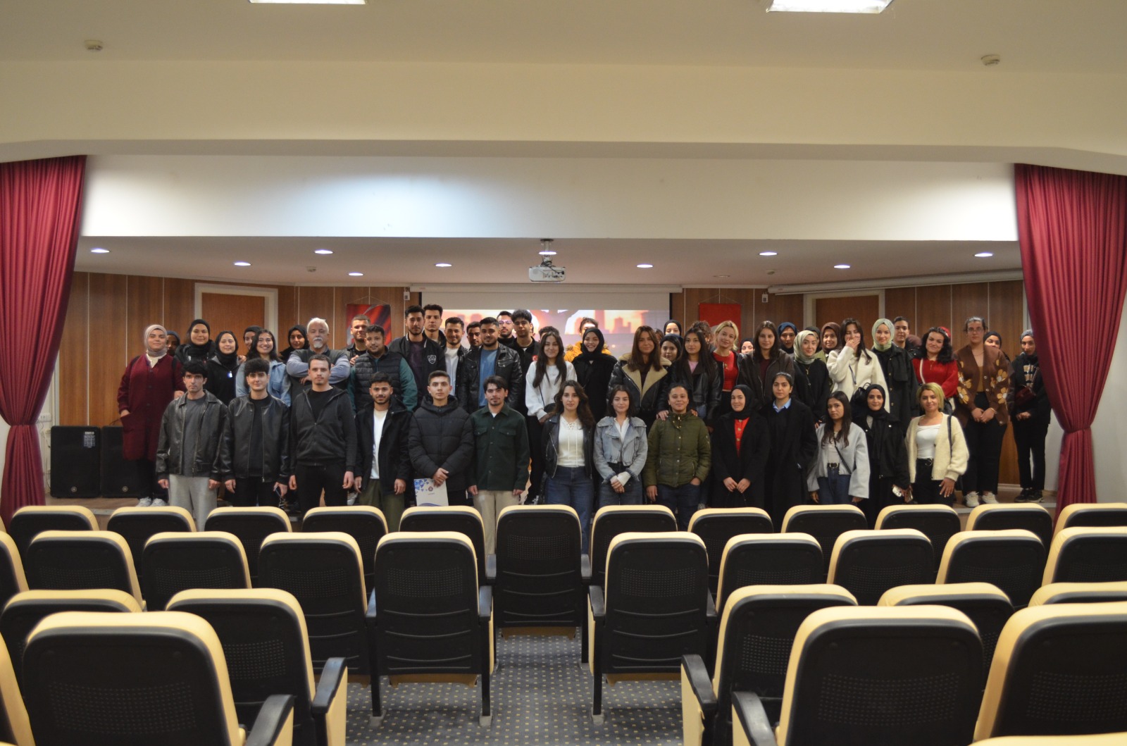 İŞKUR Gençlik Programı’na Katılan Öğrencilerimizin Finansal Okuryazarlık Eğitimleri Tamamlandı