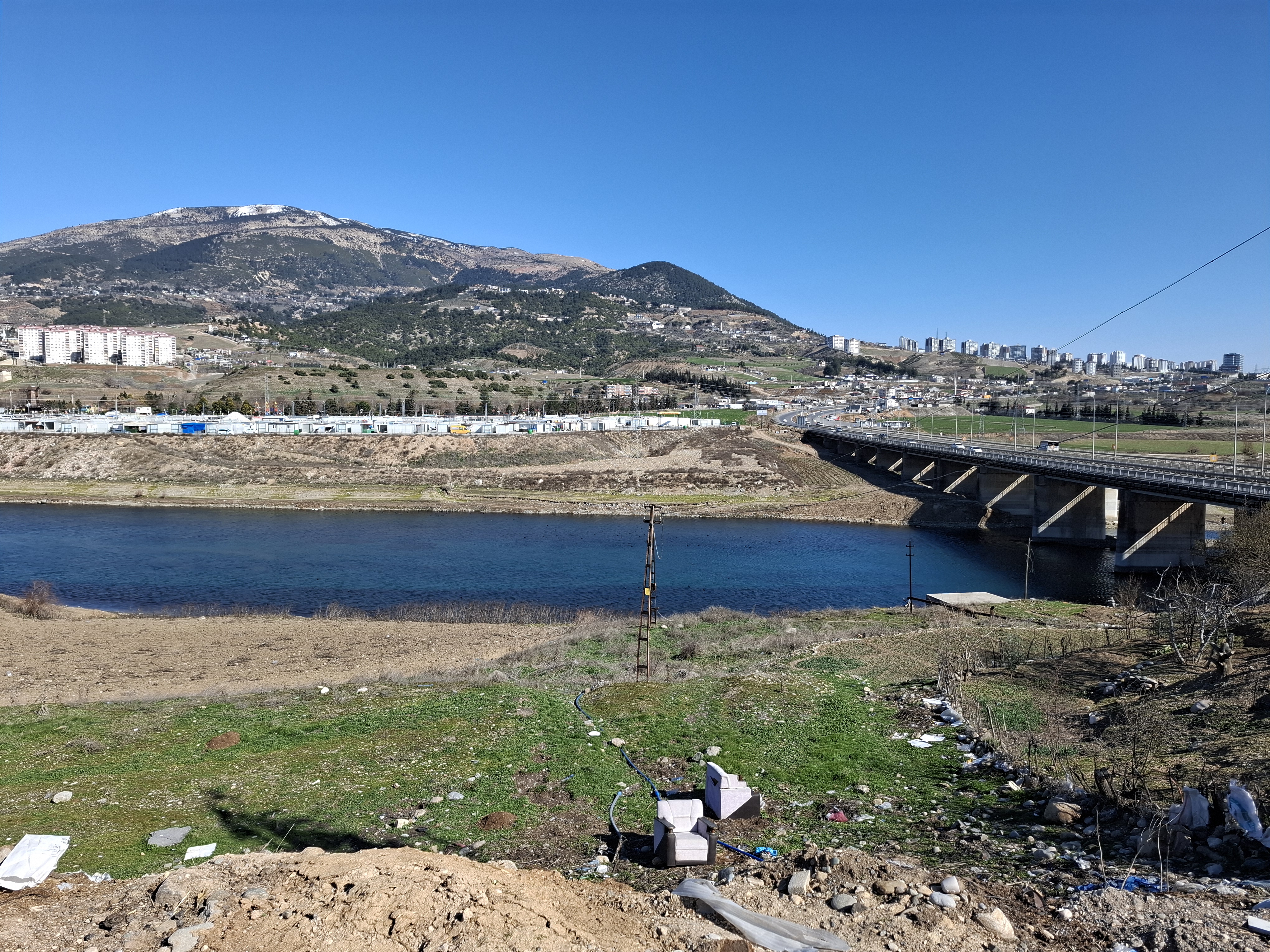 Dr. Öğr. Üyesi Sinan KORDON koordinatörlüğünde  Proje VI dersi kapsamında 4. sınıf öğrencilerimiz ile birlikte Kılavuzlu Barajı çevresinde arazi gezisi gerçekleştirilmiştir. 