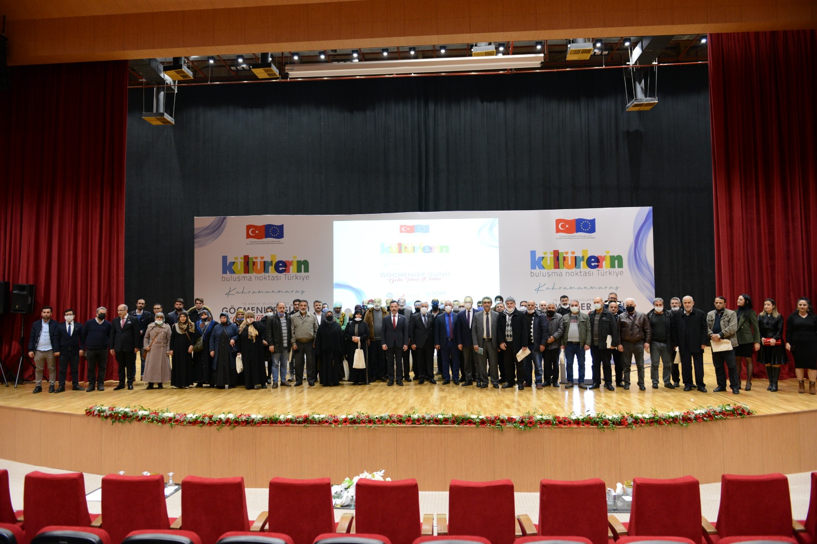 Üniversitemizde, 18 Aralık Uluslararası Göçmenler Günü Münasebetiyle Göç Yolunda İnsanlık ve Hoşgörü Paneli Düzenlendi