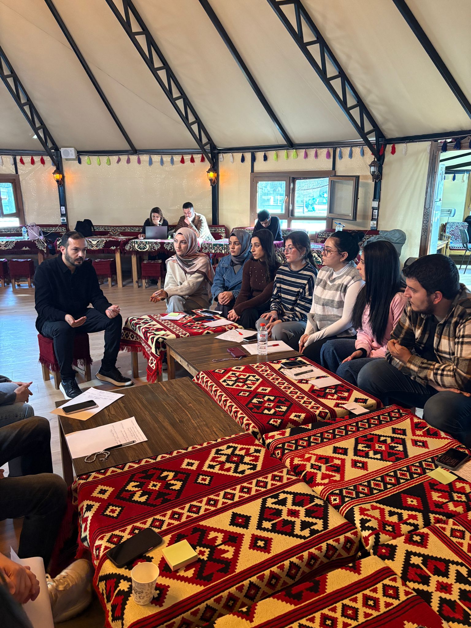 19 Aralık 2025 tarihinde KSÜ Gençlik Otağı’nda “İleri Düzey Proje Yazma Atölyesi” düzenlenmiştir.