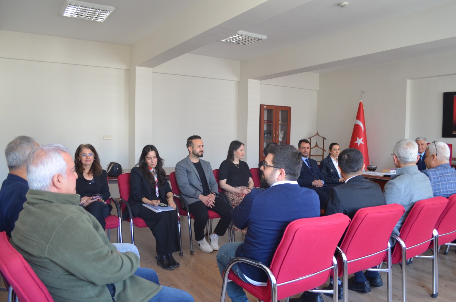 Pazarcık Meslek Yüksekokulu, 2025-2026 Eğitim-Öğretim Yılı Bahar Dönemi Akademik Kurul Toplantısı Düzenledi