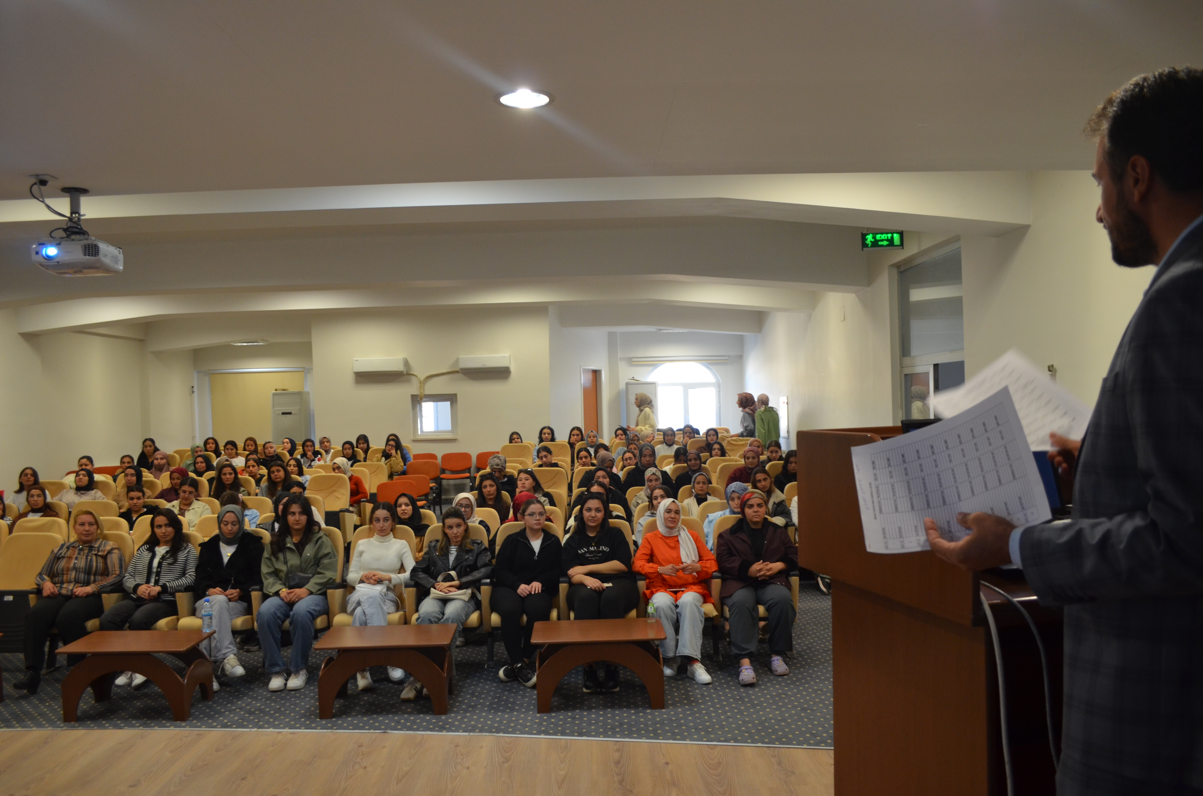 Konteyner Kız Öğrenci Yurdu Hakkında Bilgilendirme Toplantısı Düzenlendi