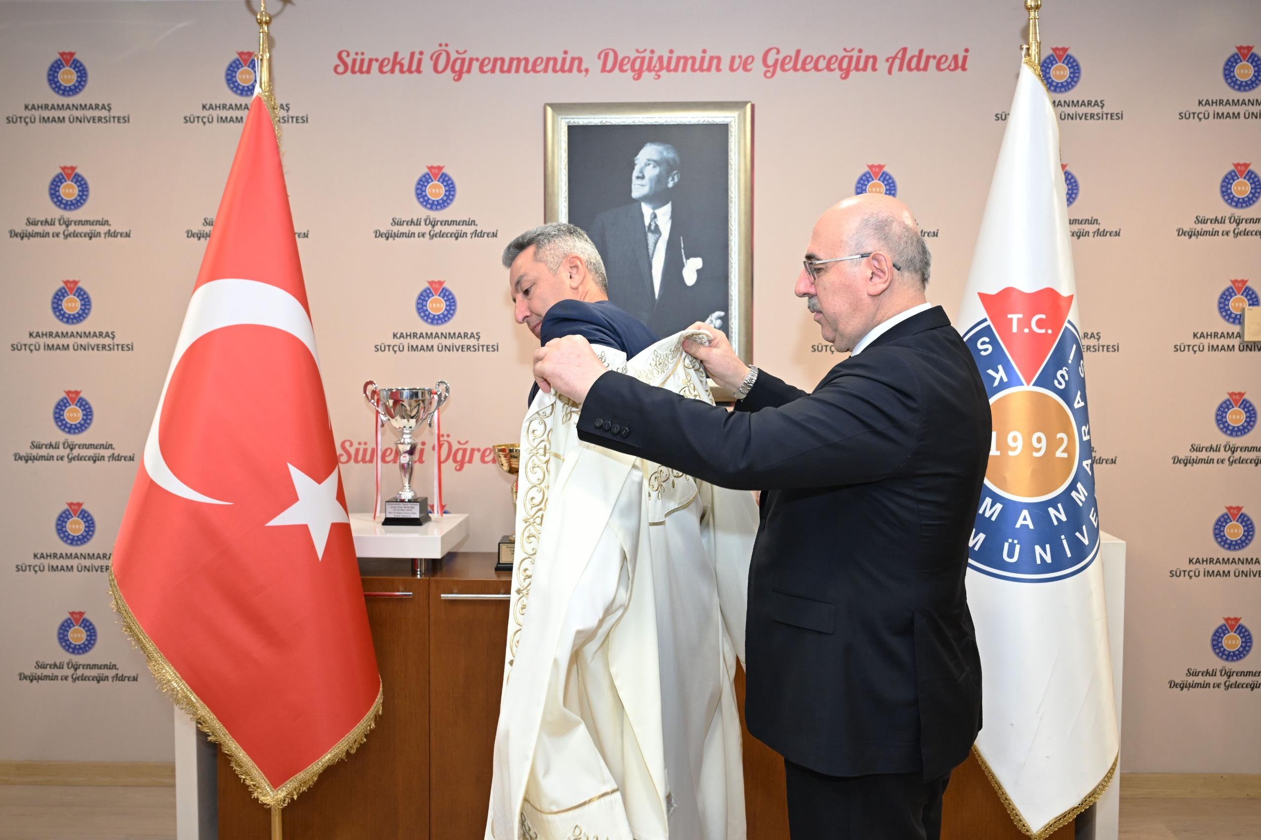 KSÜ’de Rektörlük Devir Teslim Töreni Gerçekleştirildi